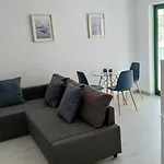 Enjoy Glorious Seaviews From Vista Mar