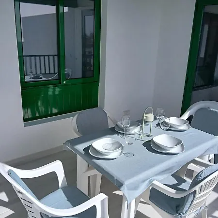 Enjoy Glorious Seaviews From Vista Mar *