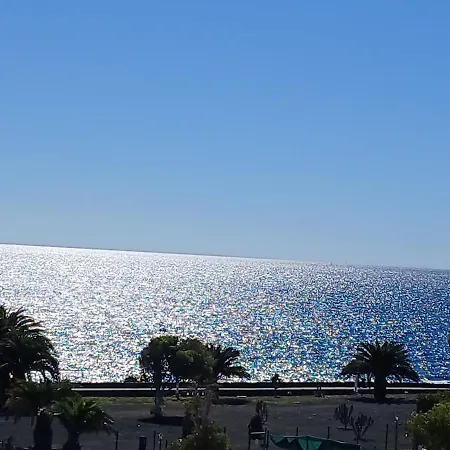 Enjoy Glorious Seaviews From Vista Mar Apartmán Costa Teguise